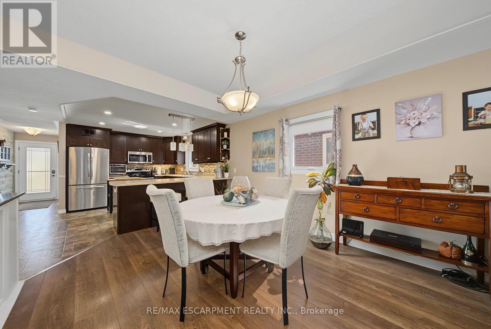 3913 PRIMROSE LANE - 13