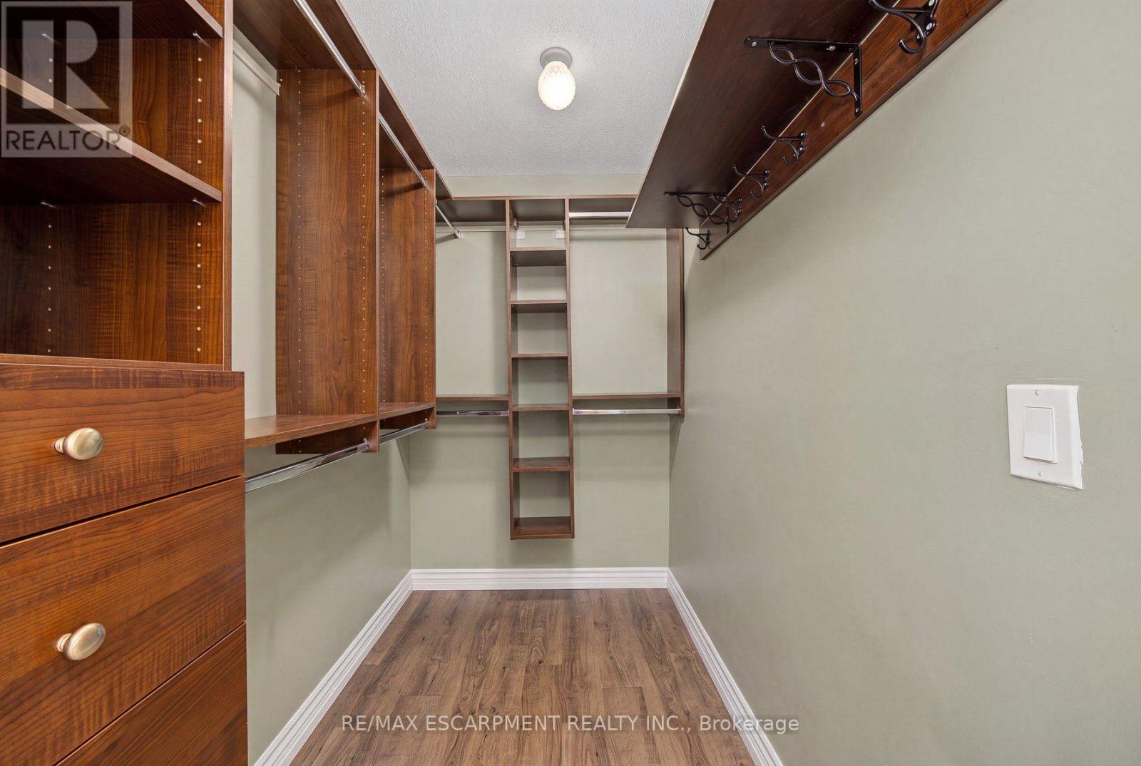 3913 PRIMROSE LANE - 20
