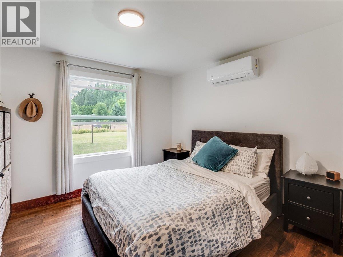 3177 SLOCAN PARK Road - 18