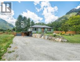 3177 Slocan Park Road, Slocan Park, BC V0G2E0 Photo 27
