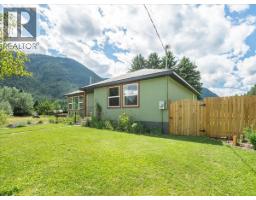 3177 Slocan Park Road, Slocan Park, BC V0G2E0 Photo 28