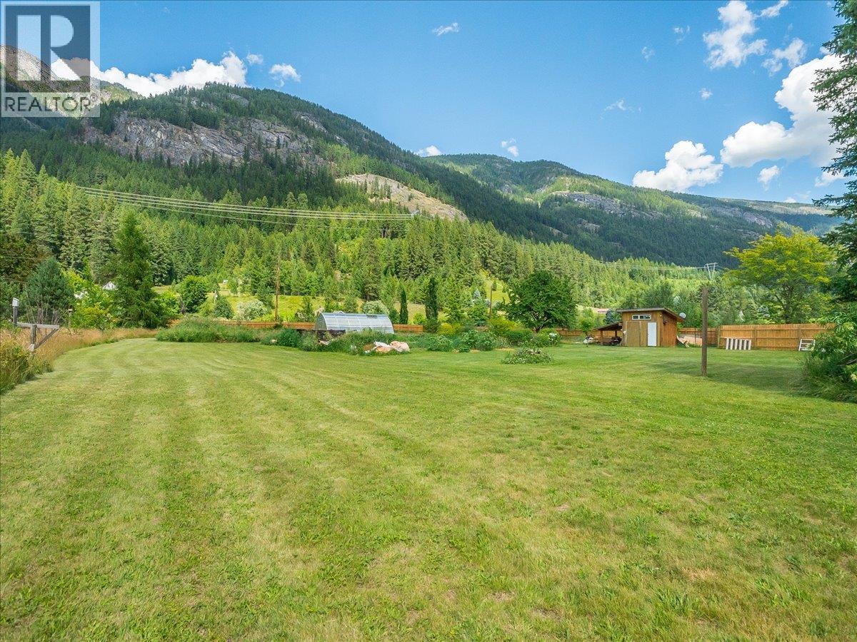 3177 SLOCAN PARK Road - 56
