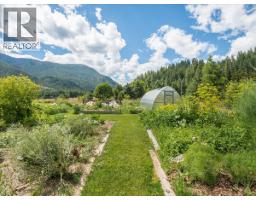 3177 Slocan Park Road, Slocan Park, BC V0G2E0 Photo 41