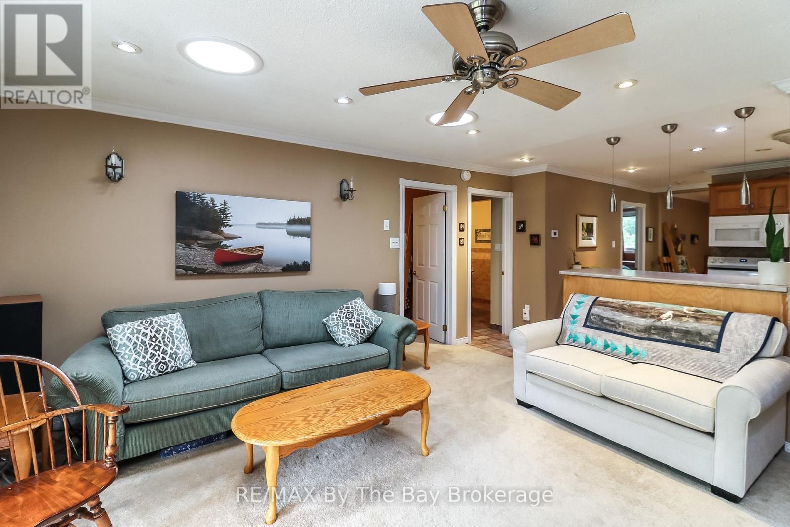 116 STROUD CRESCENT - Image 13