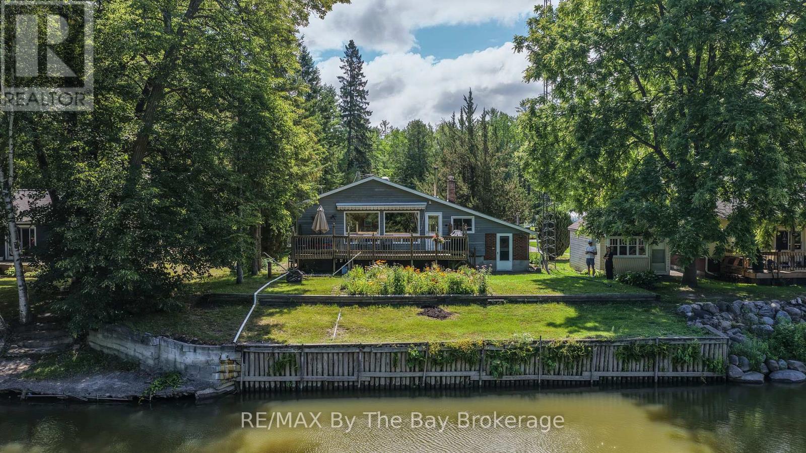 116 STROUD CRESCENT - Image 38