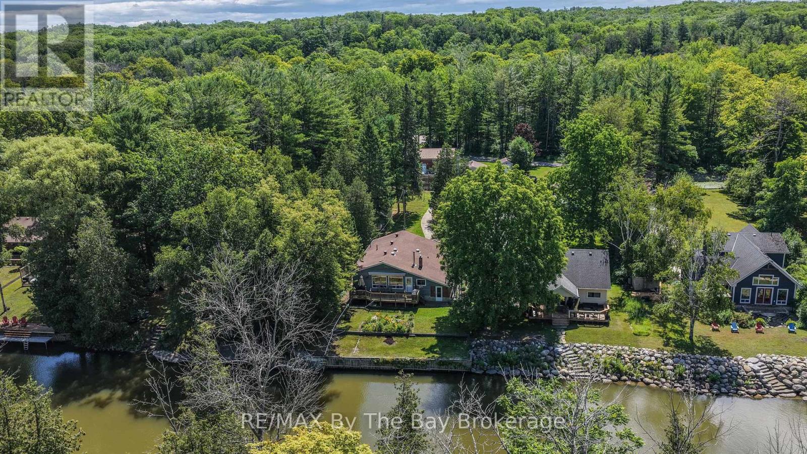 116 STROUD CRESCENT - Image 41