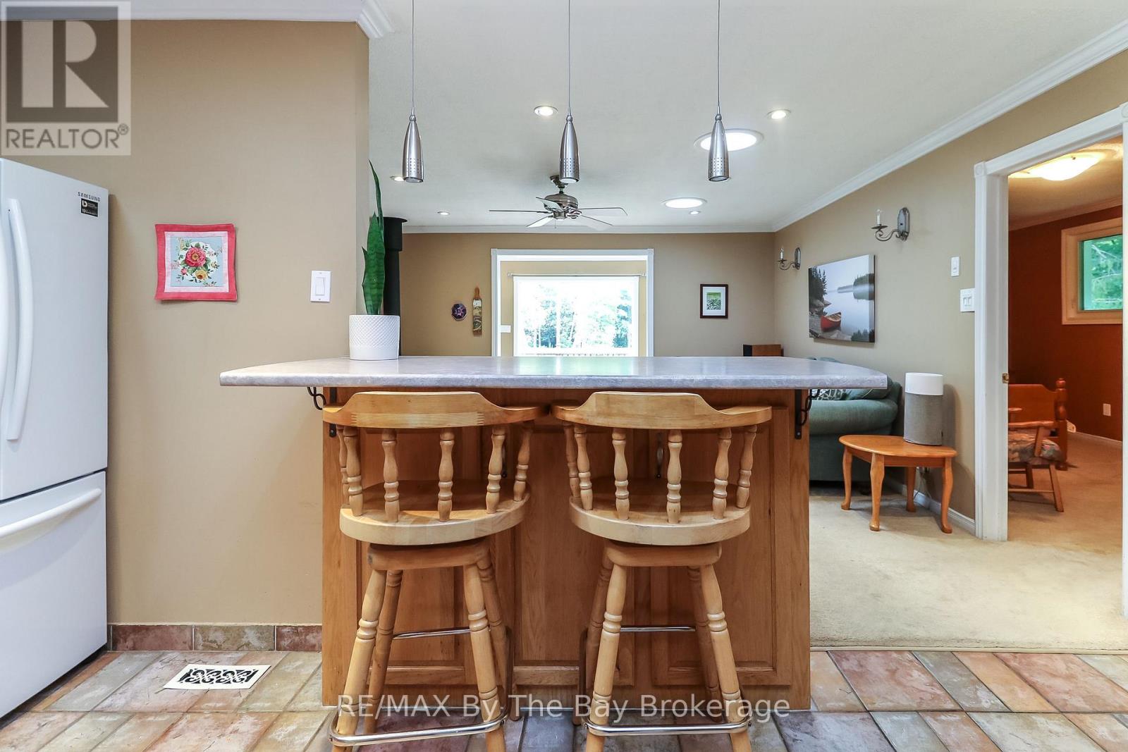 116 STROUD CRESCENT - Image 7