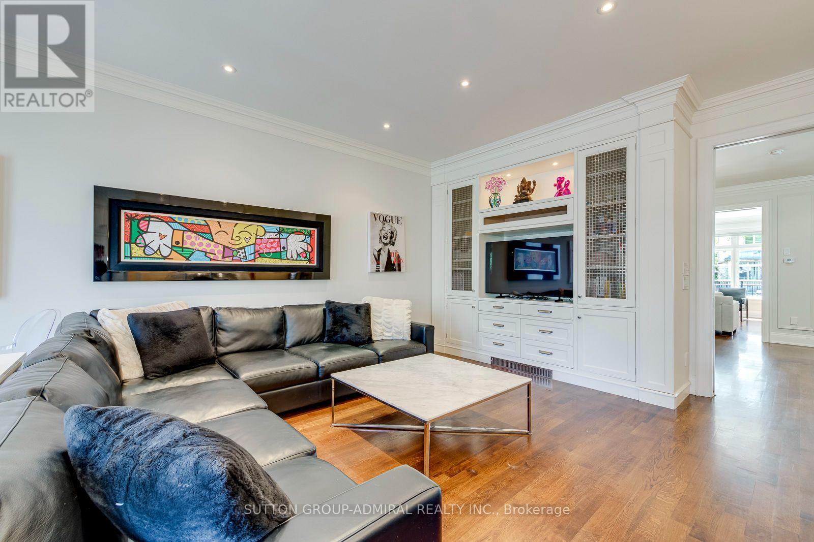 220 JOICEY BOULEVARD - 14