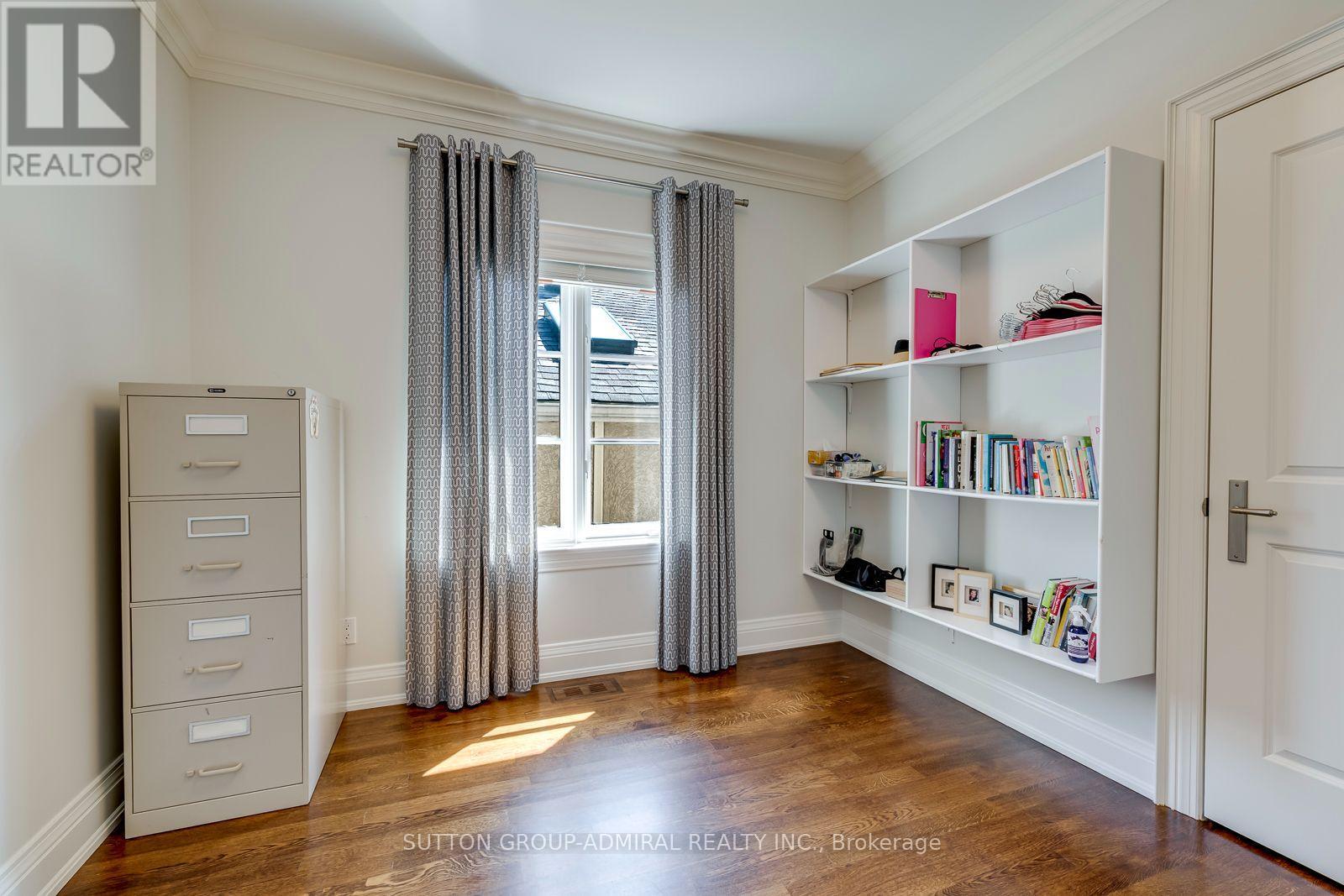 220 JOICEY BOULEVARD - 35