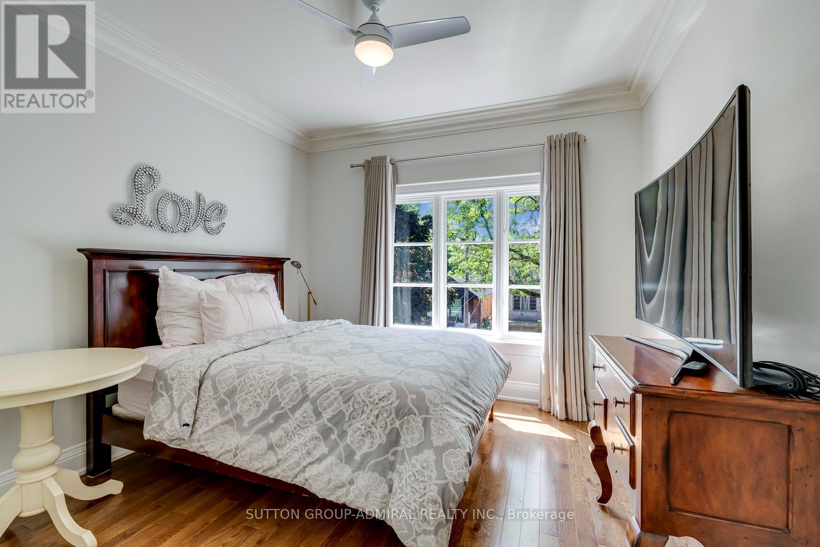 220 JOICEY BOULEVARD - 36