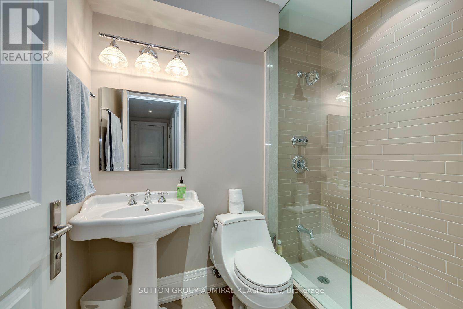 220 JOICEY BOULEVARD - 43