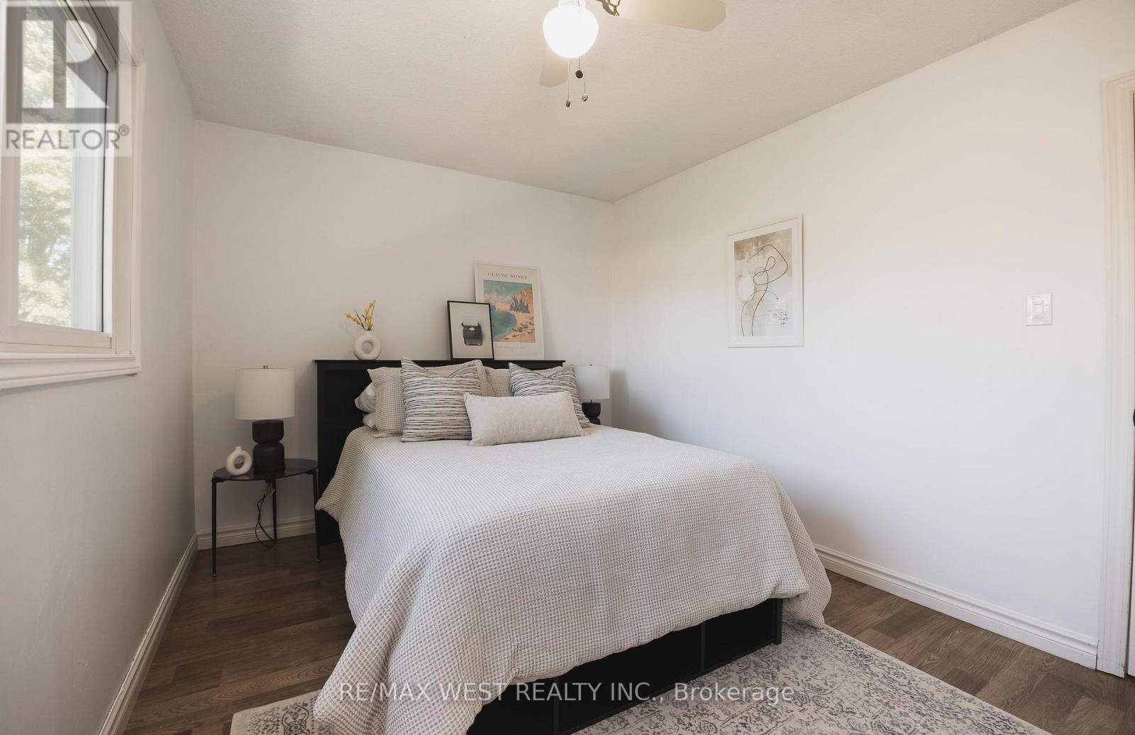 14 SOUCH COURT - 25