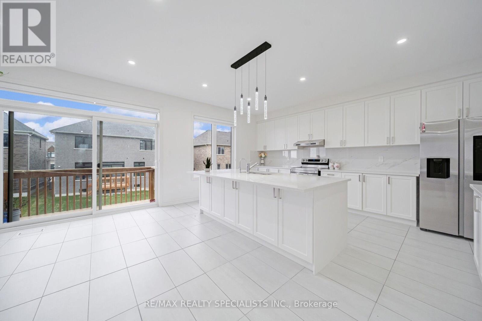 4 ELDERBERRY WAY - 15