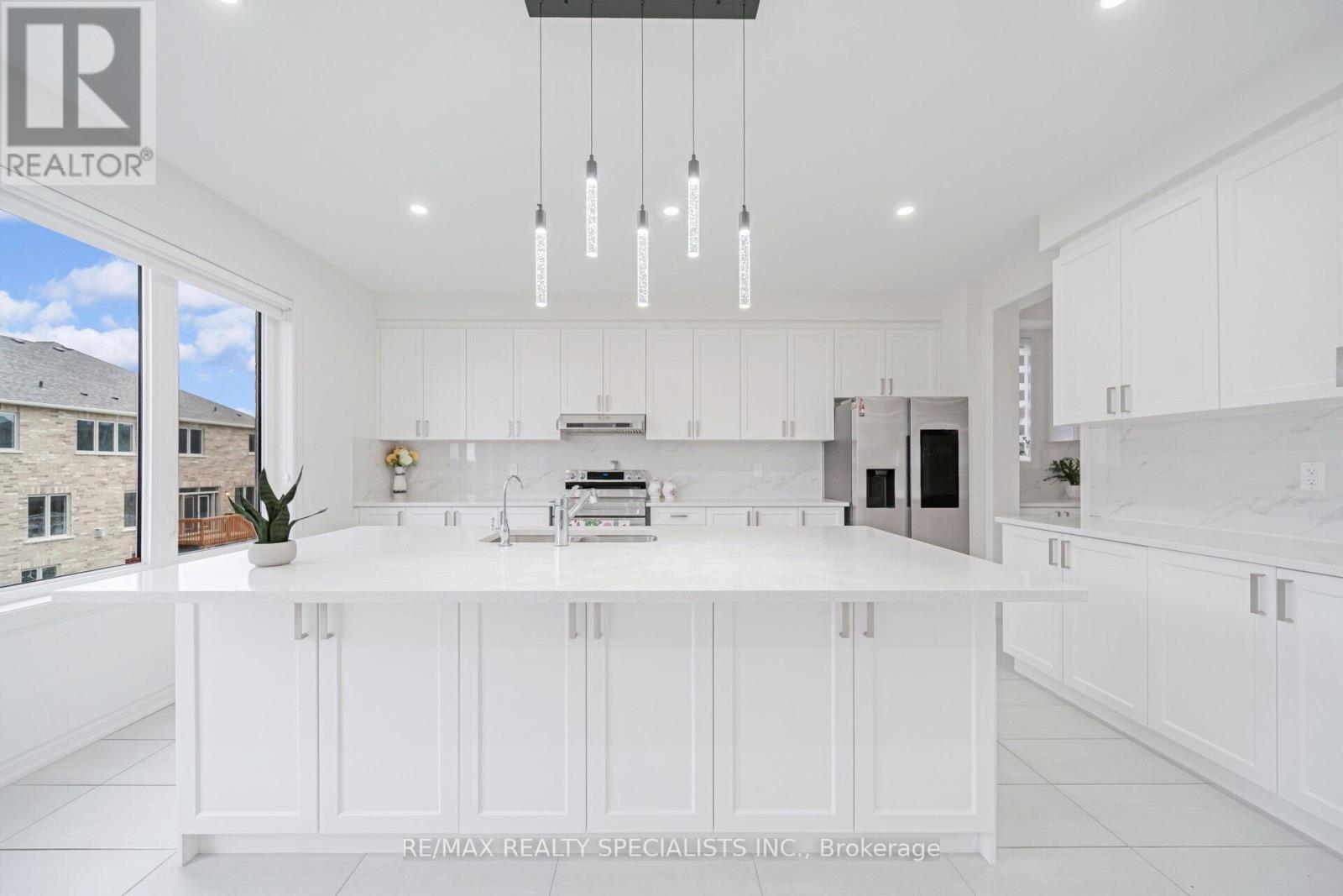 4 ELDERBERRY WAY - 16