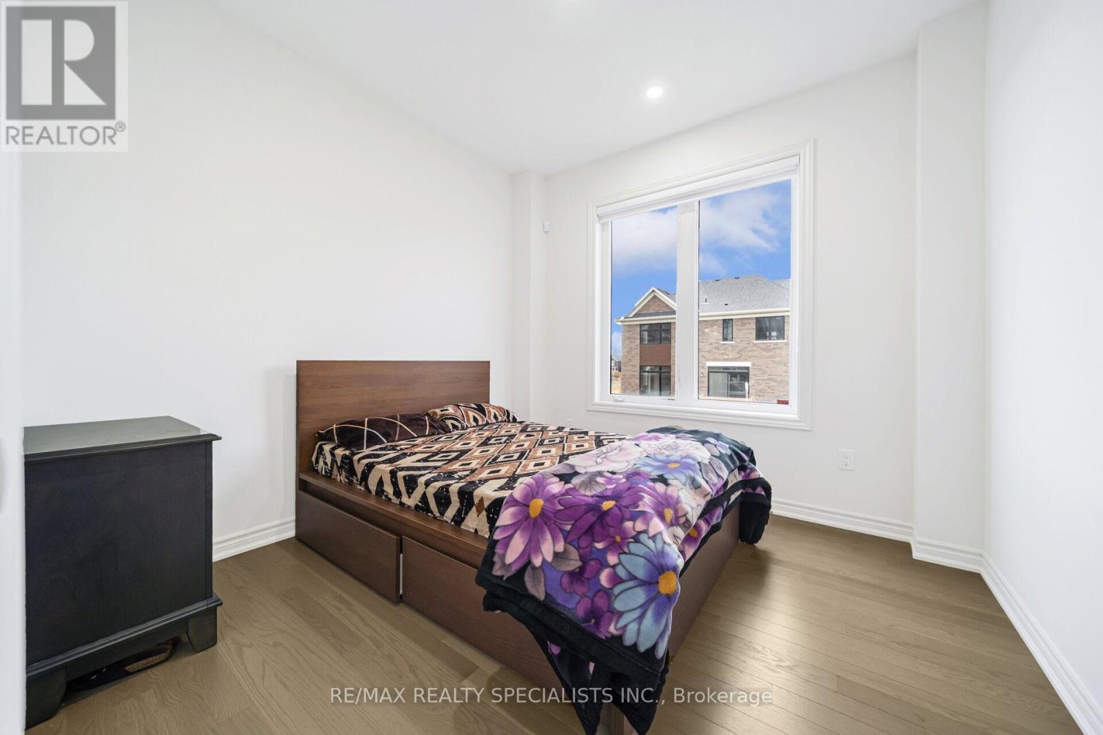 4 ELDERBERRY WAY - 19