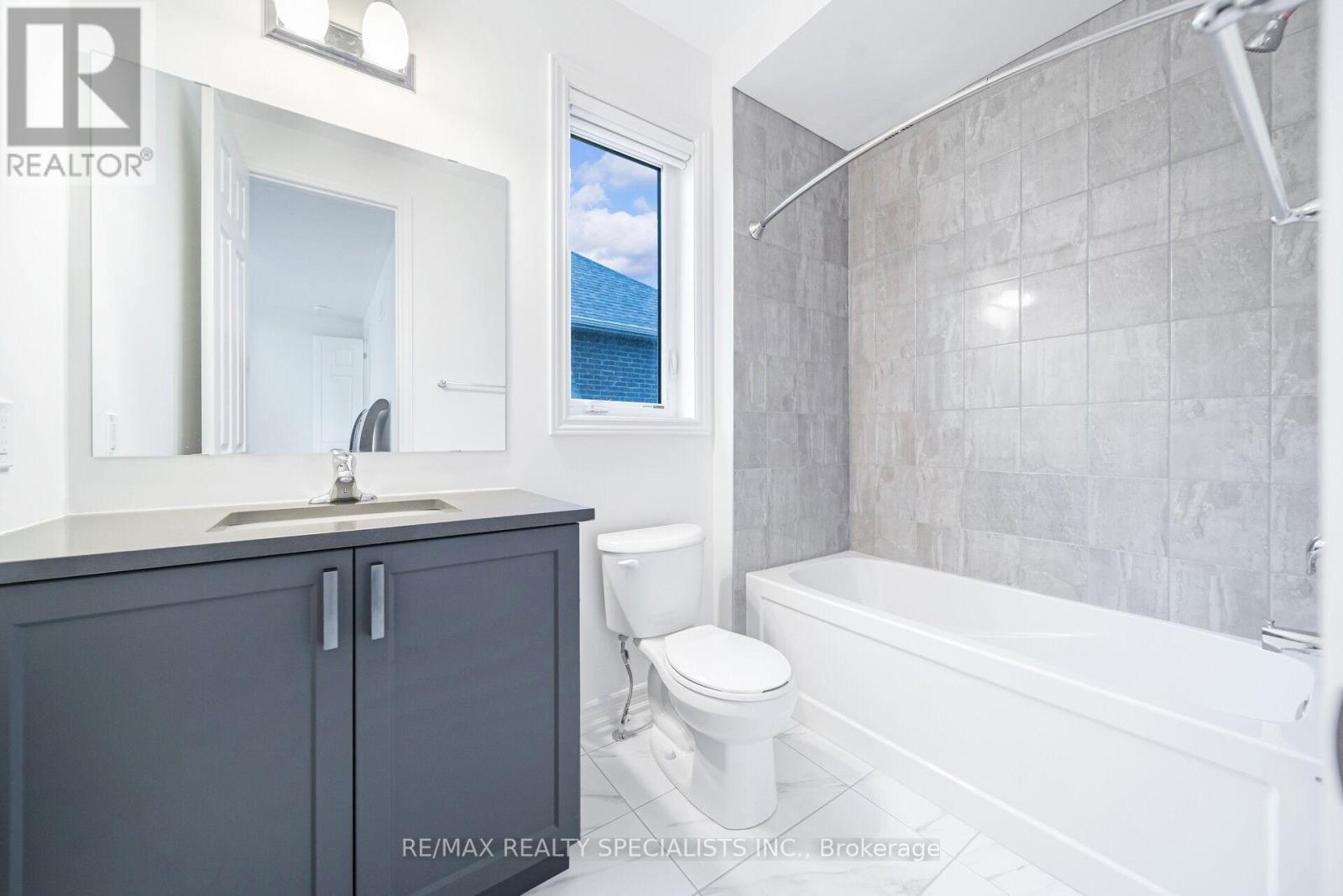 4 ELDERBERRY WAY - 30