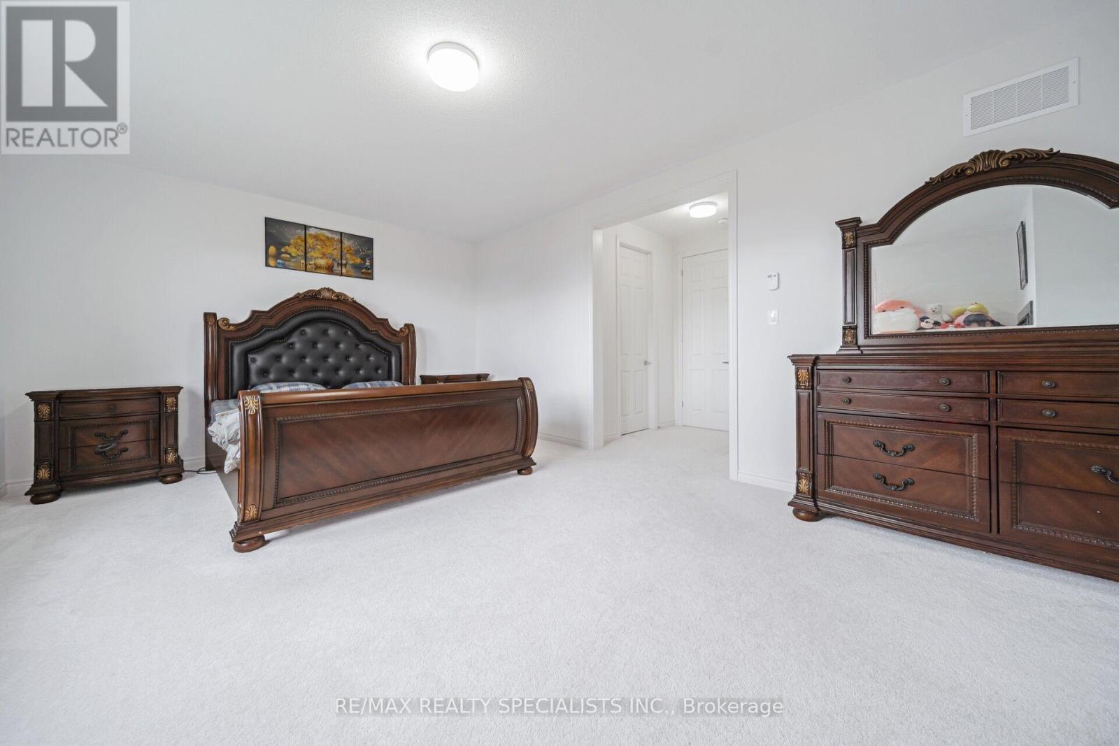 4 ELDERBERRY WAY - 37