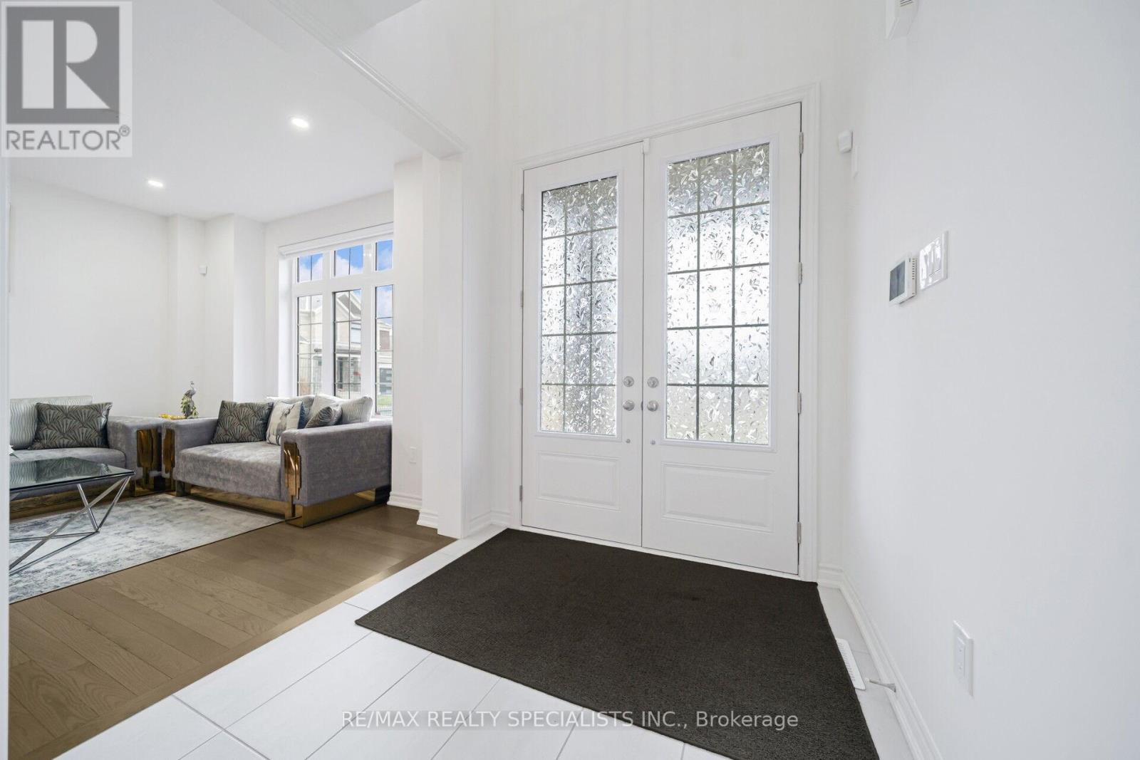 4 ELDERBERRY WAY - 4