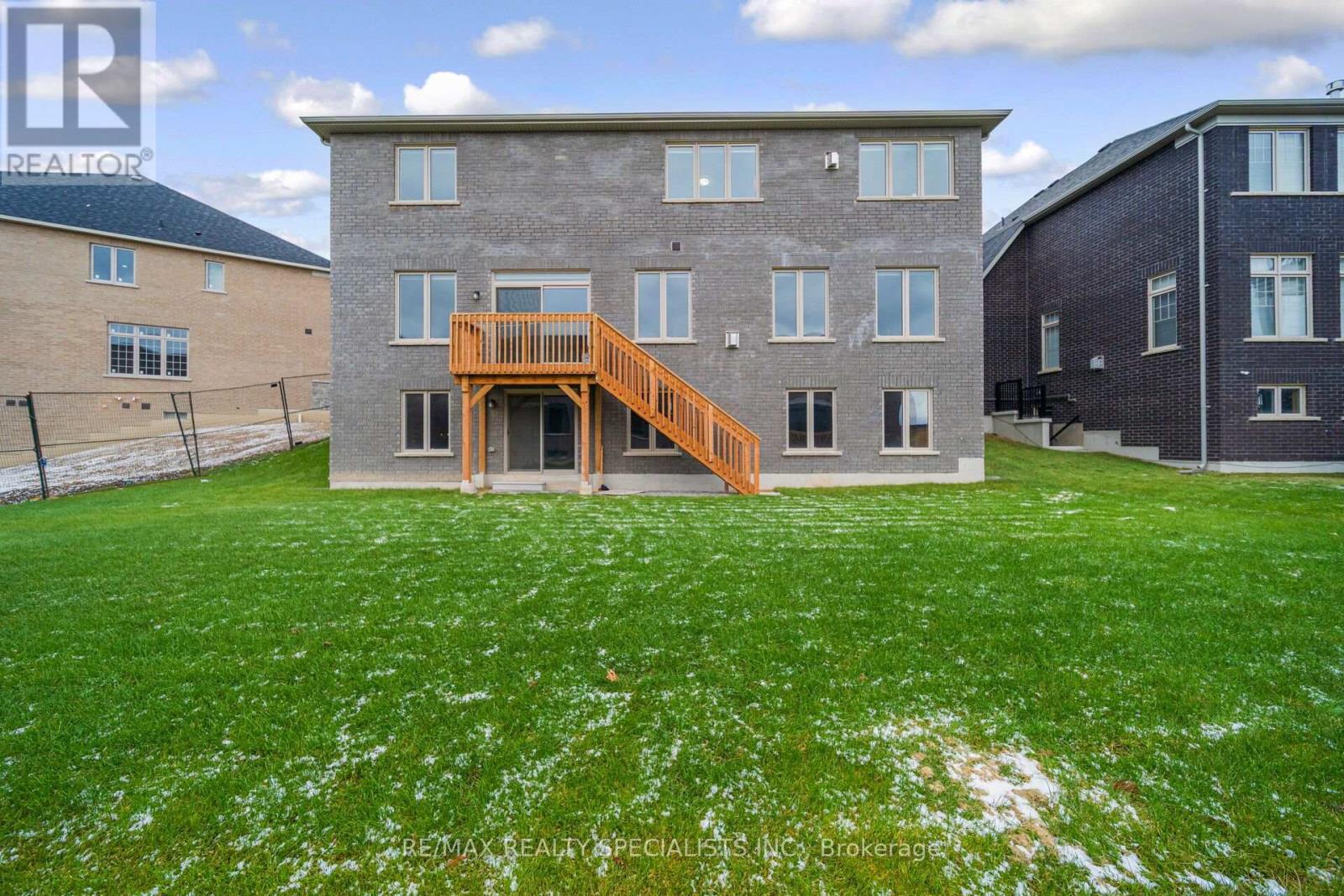 4 ELDERBERRY WAY - 49
