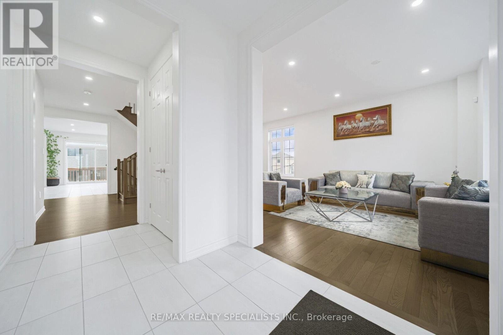 4 ELDERBERRY WAY - 5