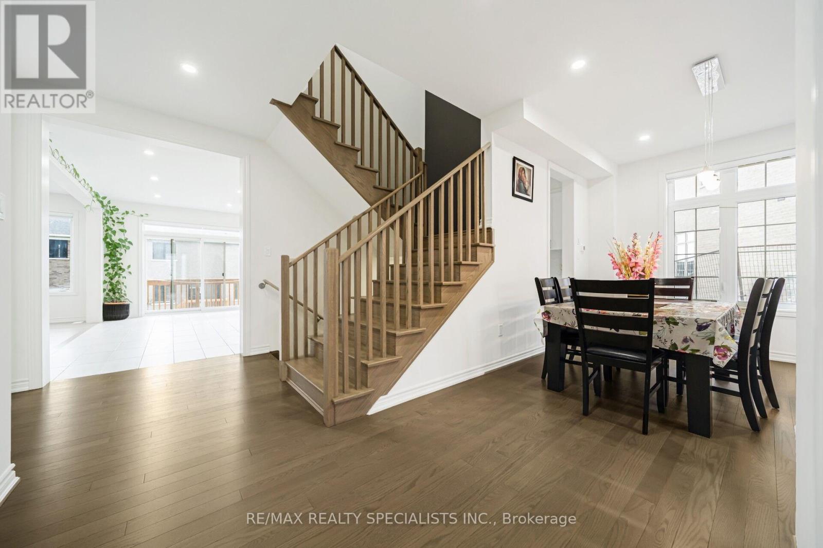 4 ELDERBERRY WAY - 9