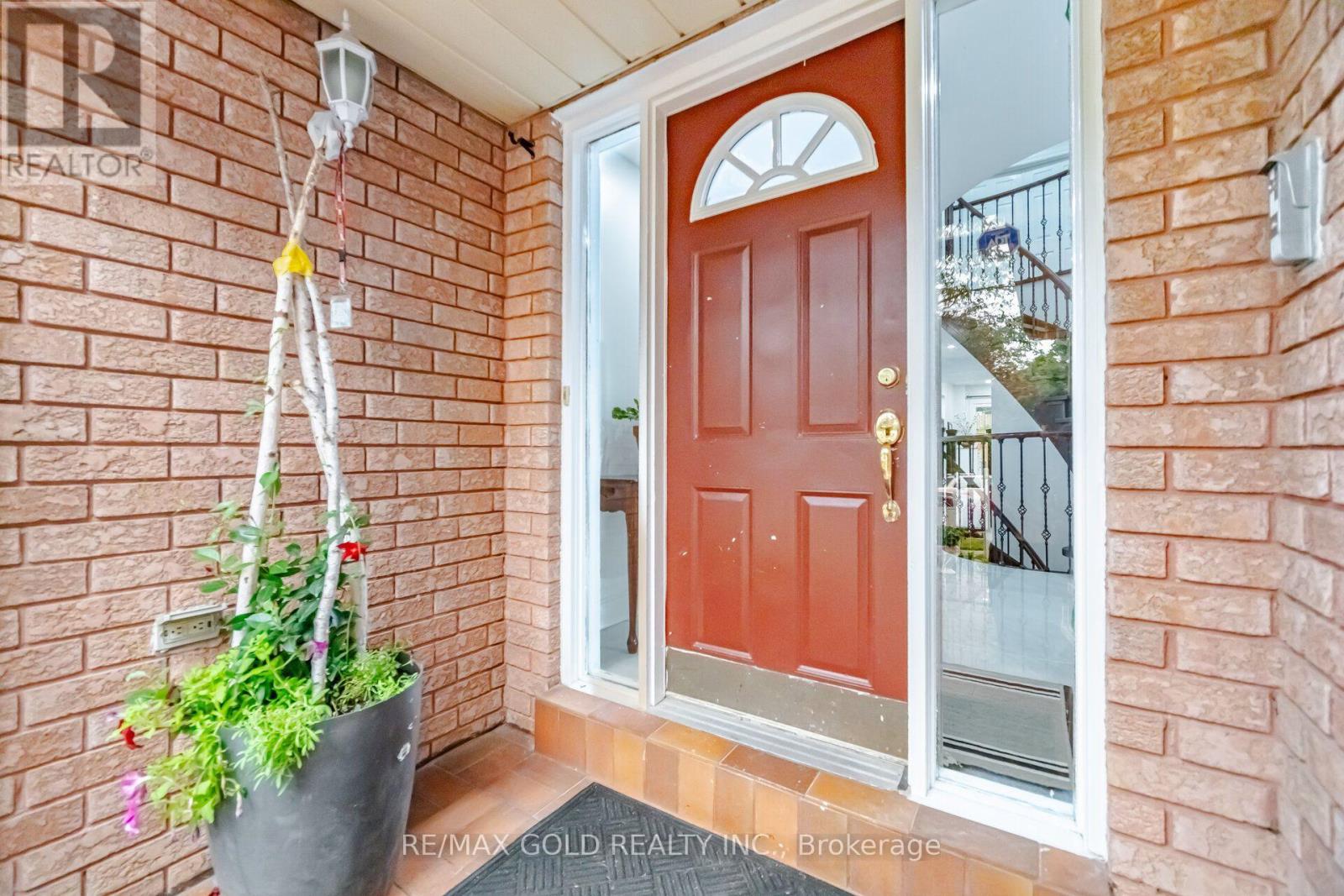 40 KENPARK AVENUE - Image 8