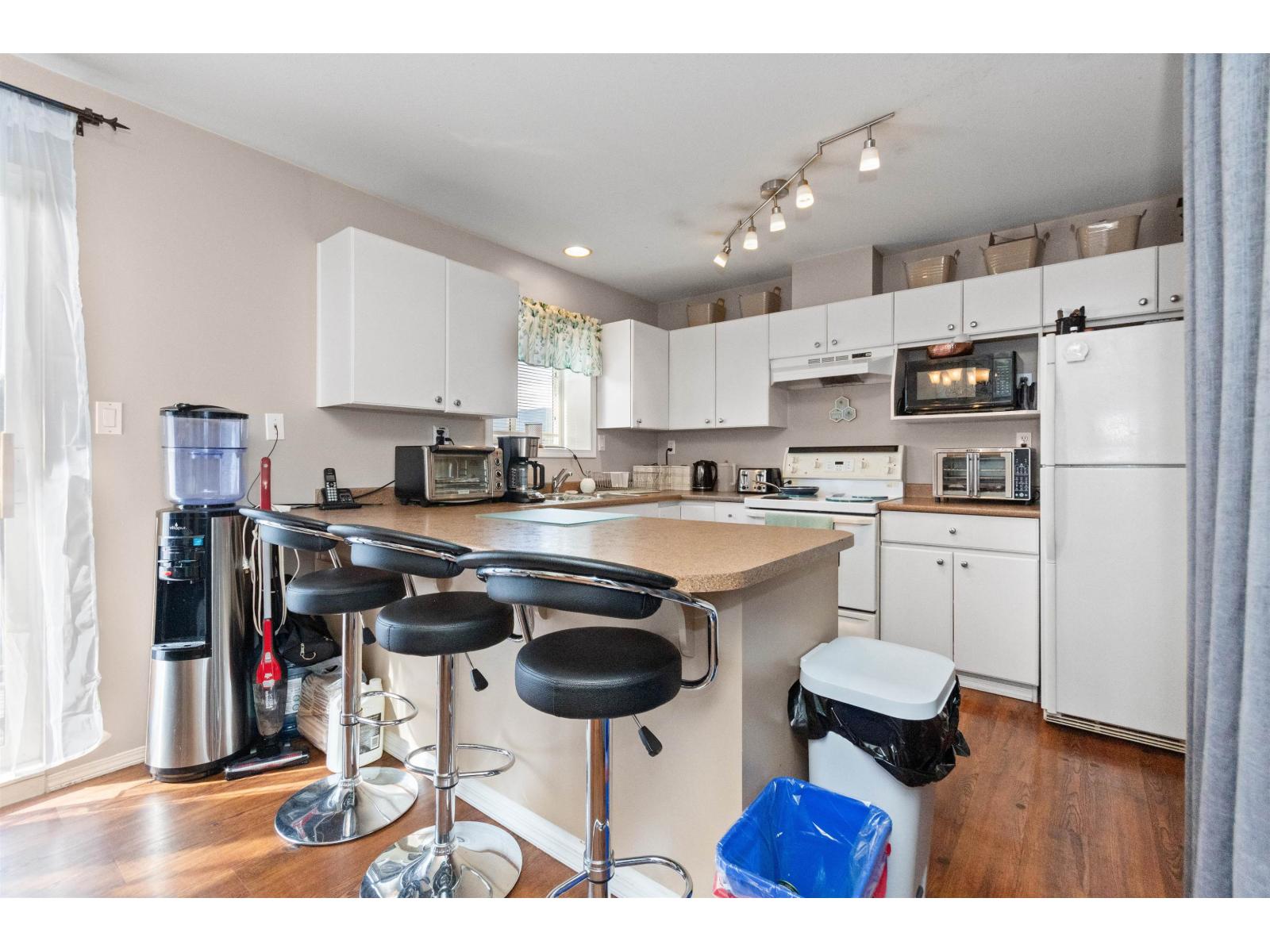17 45090 LUCKAKUCK WAY, Sardis West Vedder, Chilliwack