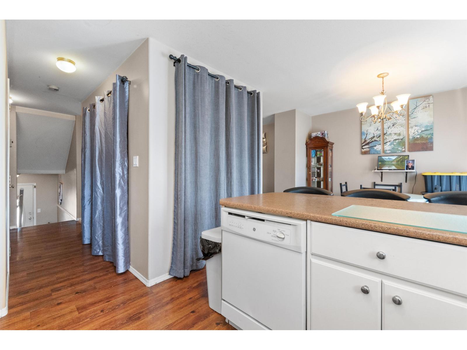 17 45090 LUCKAKUCK WAY, Sardis West Vedder, Chilliwack