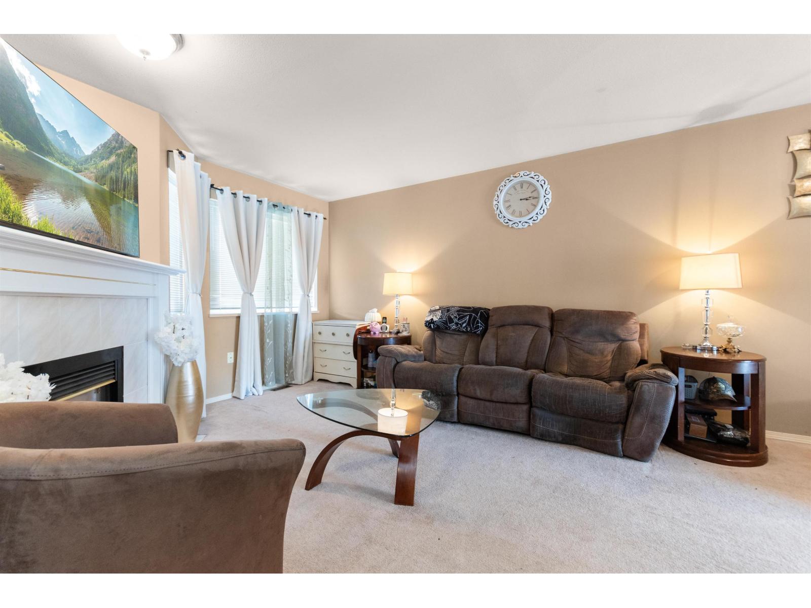 17 45090 LUCKAKUCK WAY, Sardis West Vedder, Chilliwack