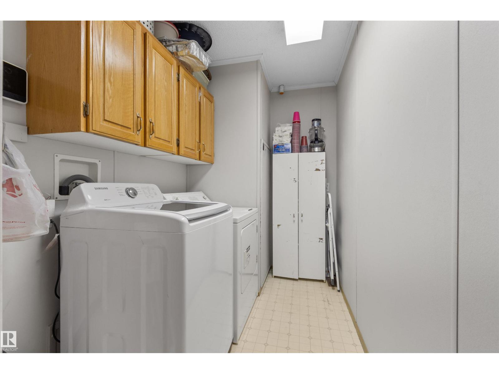 4905 46 AV - Image 14