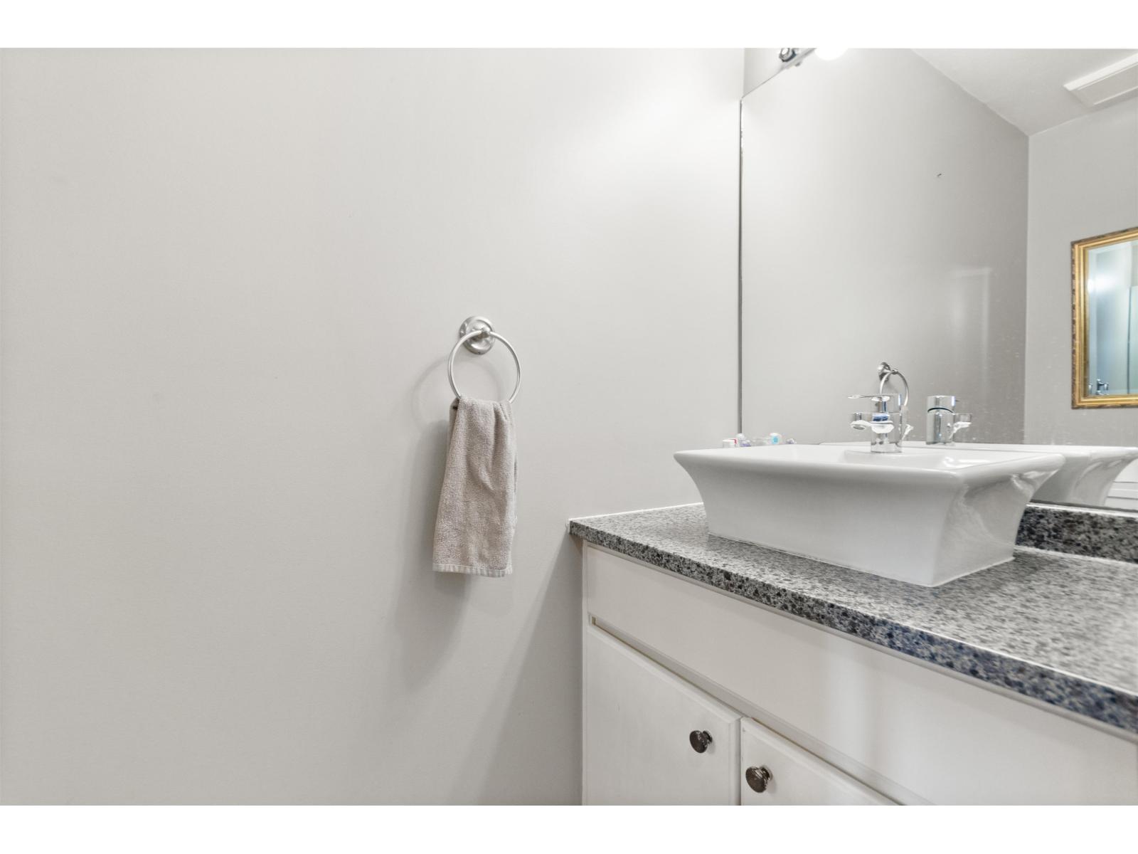 17 45090 LUCKAKUCK WAY, Sardis West Vedder, Chilliwack
