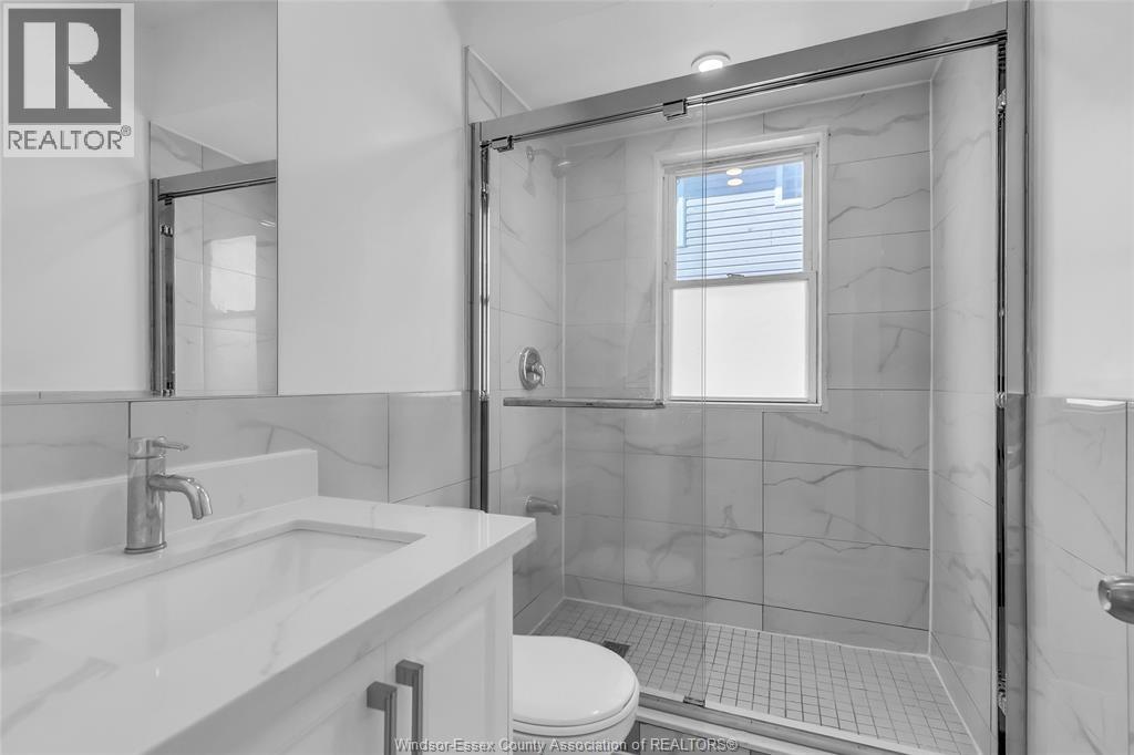 280 CAMPBELL AVENUE - 12