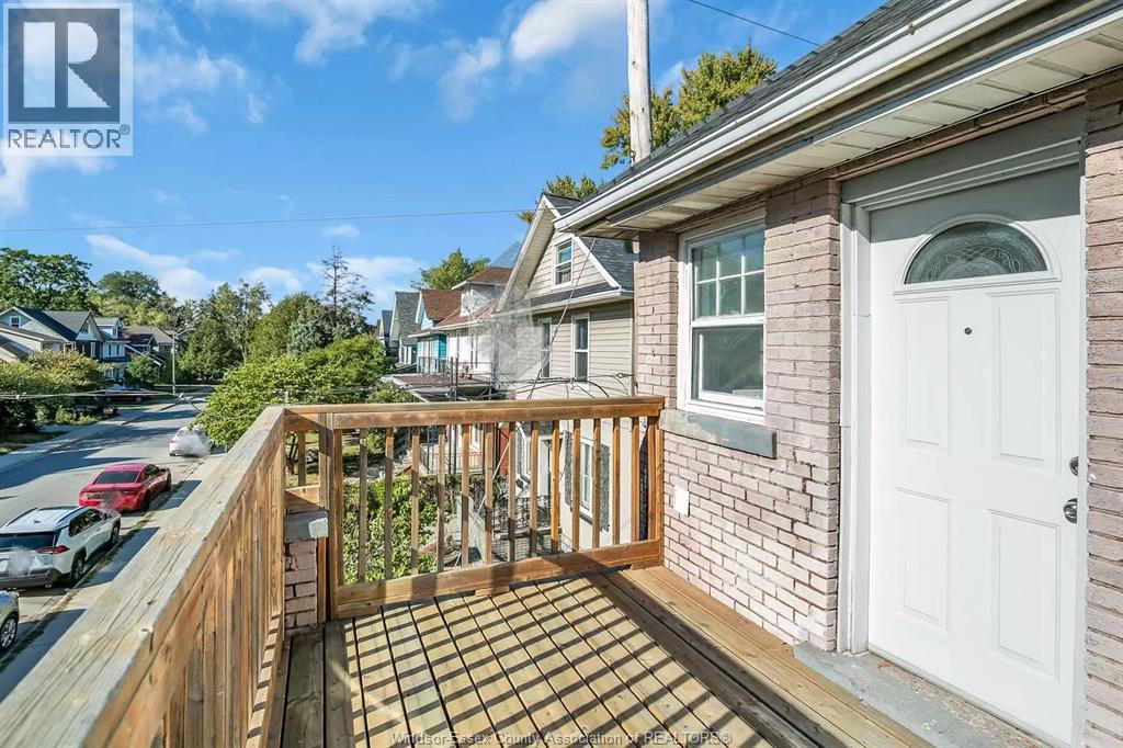 280 CAMPBELL AVENUE - 14