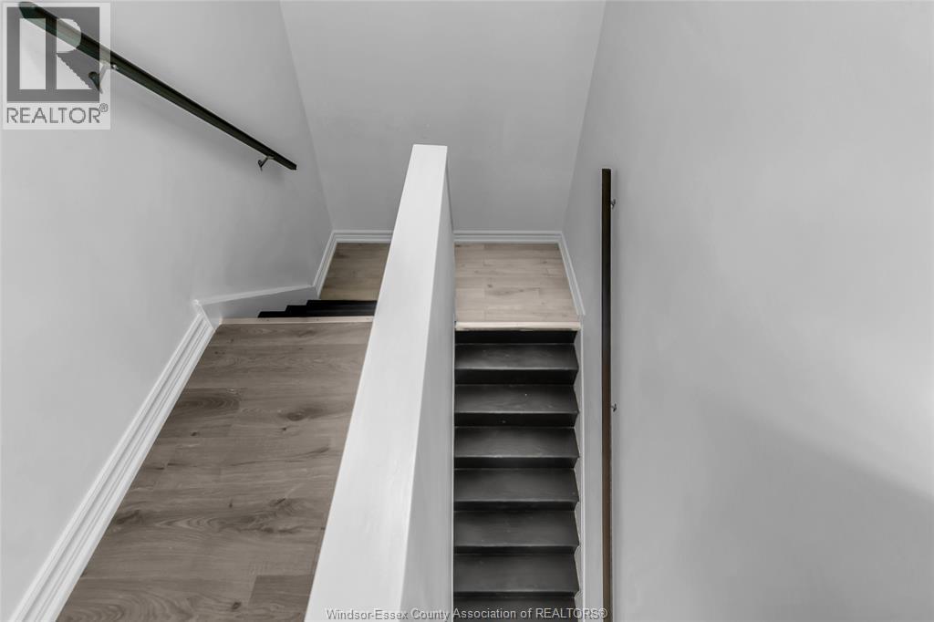 280 CAMPBELL AVENUE - 15