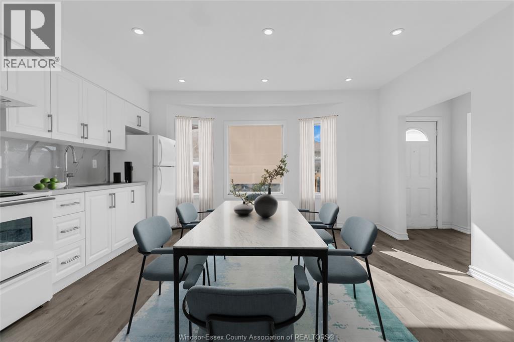 280 CAMPBELL AVENUE - 3