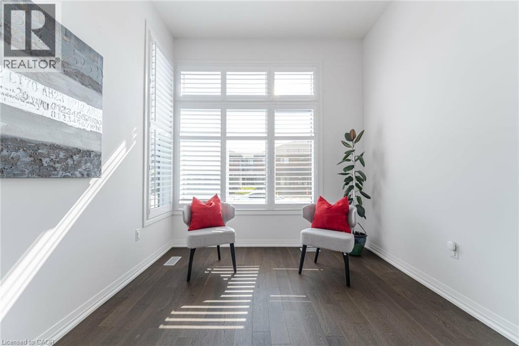 127 COURT Drive - 8