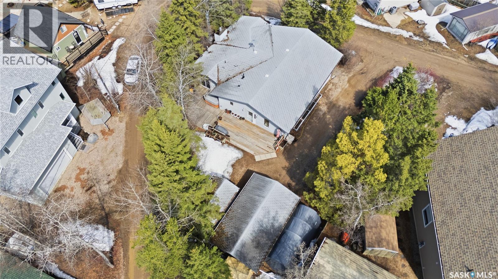 205 bay DRIVE W - 56