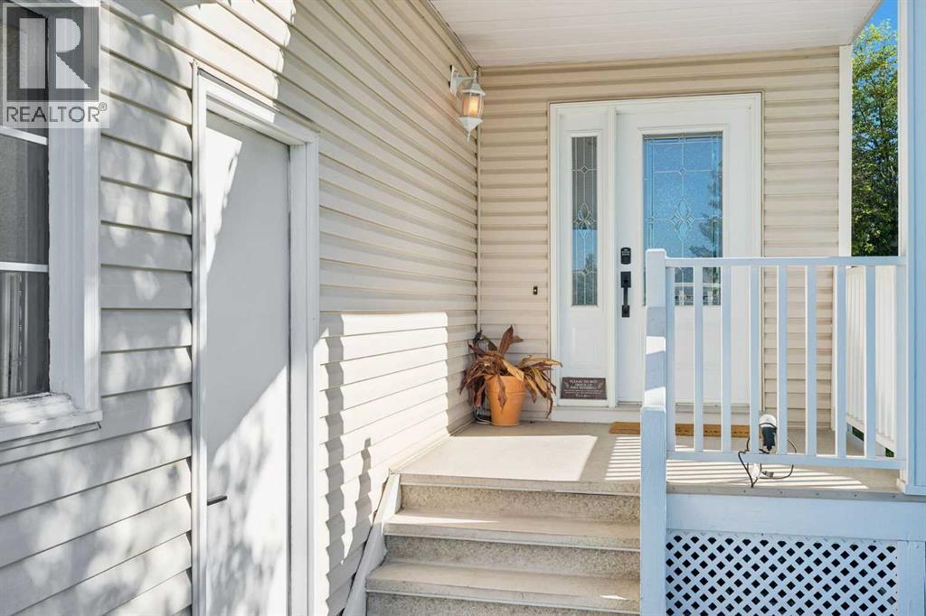 52 West Edge Road, West Valley, Cochrane photo 5