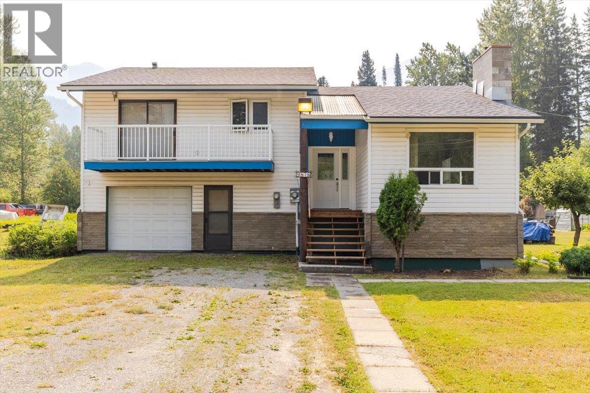 9878 Victoria Street - 6