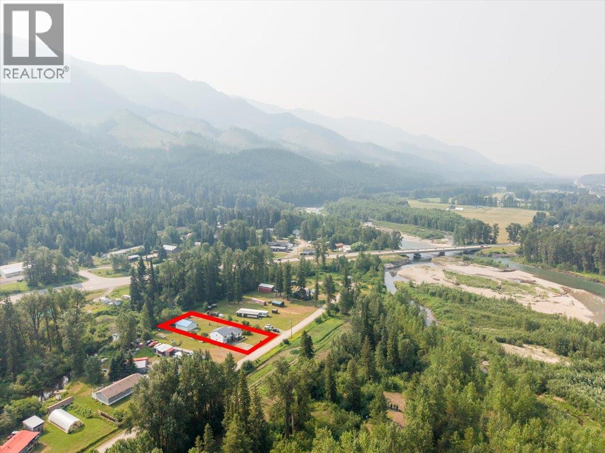 9878 Victoria Street - 61