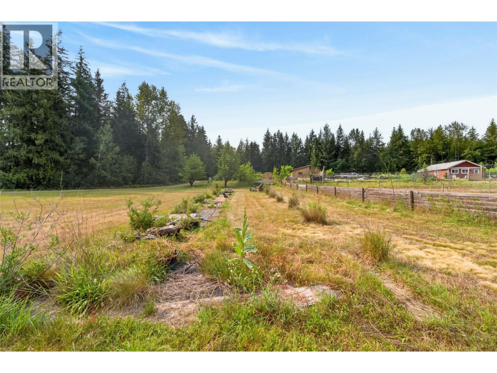 671 Old Town Road - 44