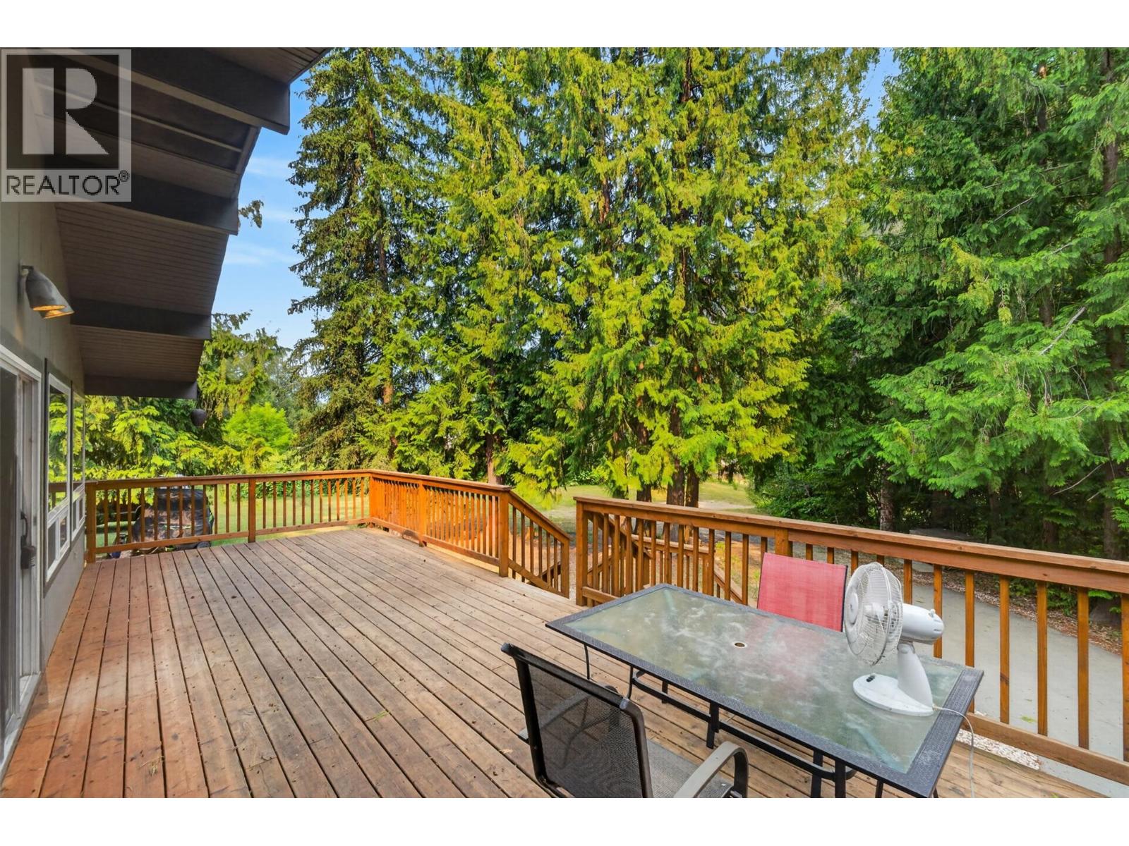 671 Old Town Road - 70