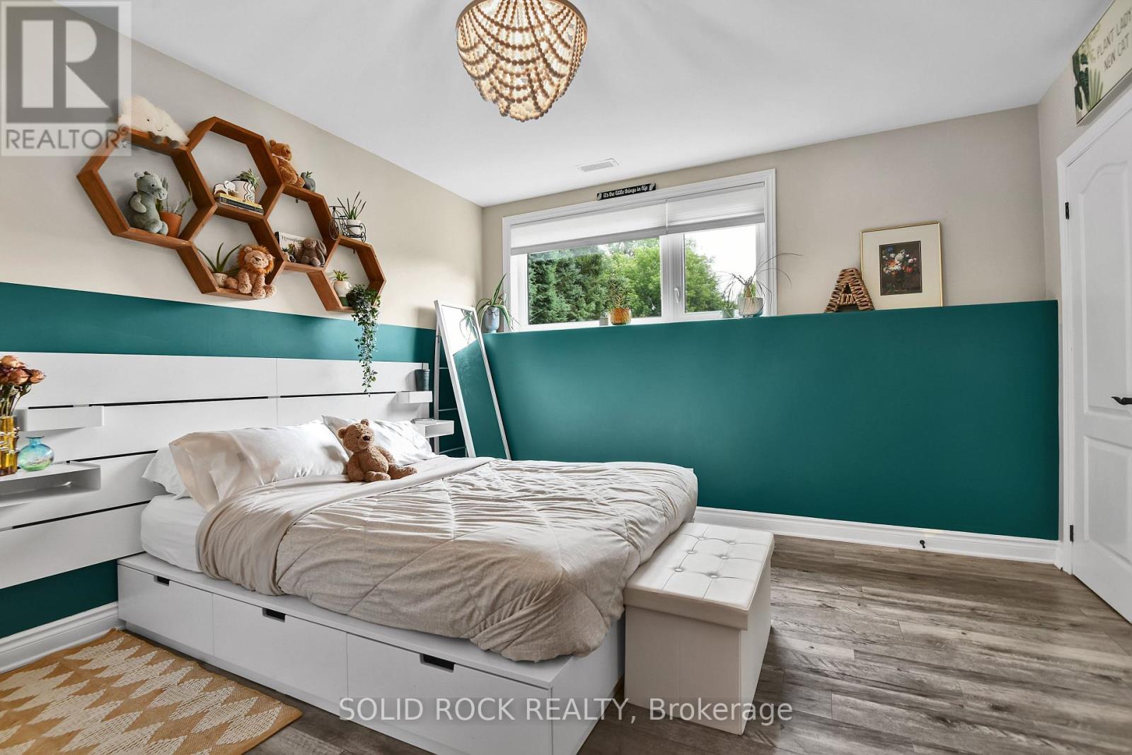 7040 DONWEL DRIVE - Image 31