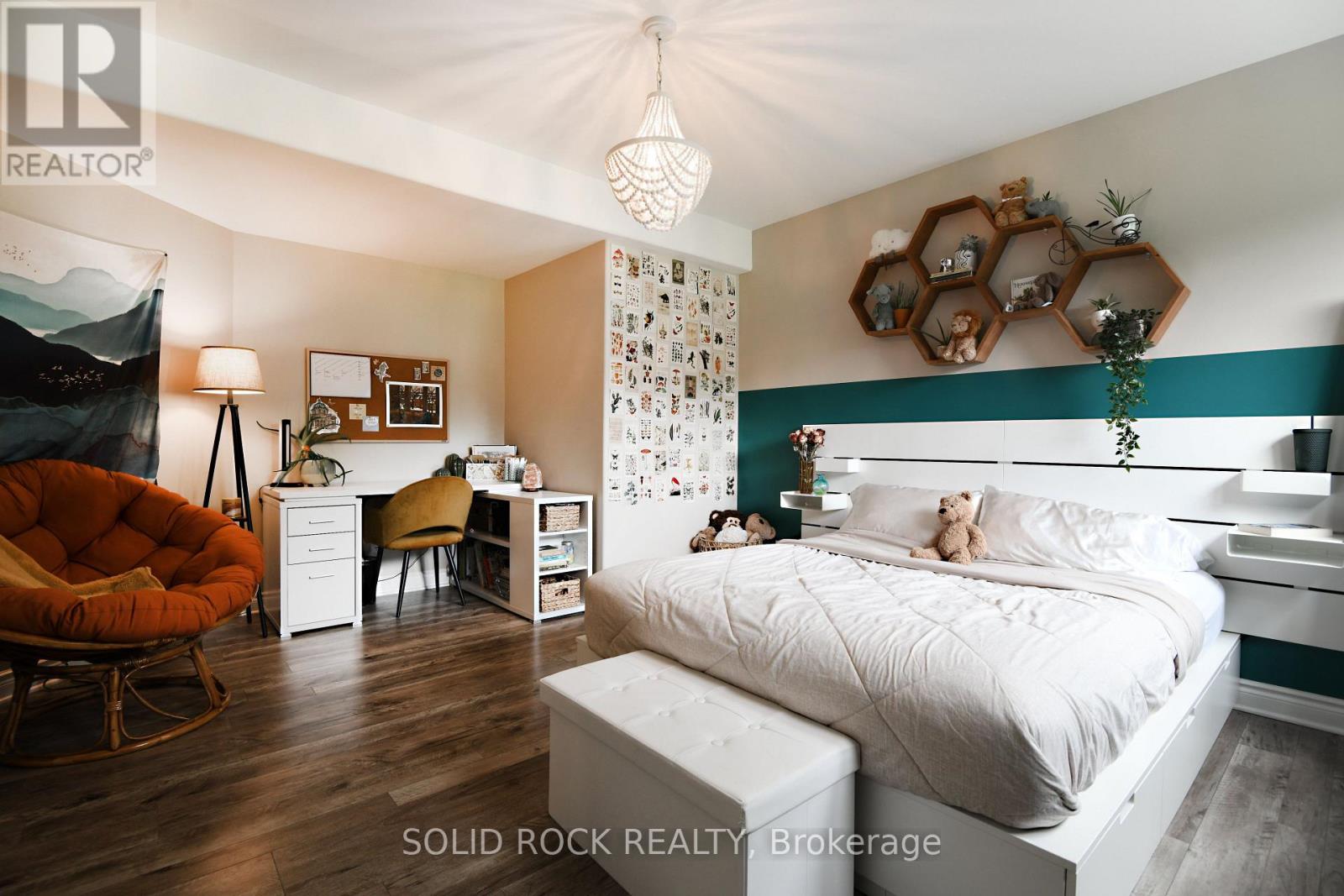 7040 DONWEL DRIVE - Image 32