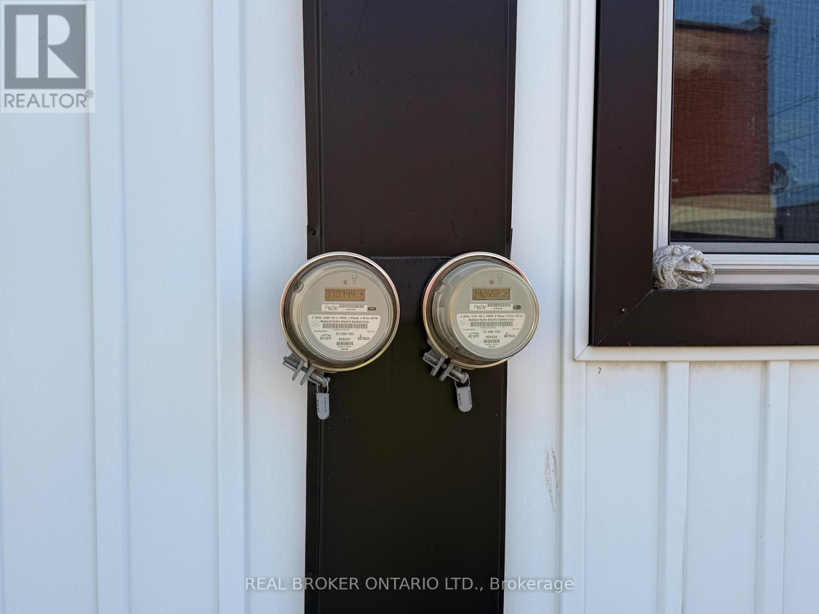 462 EAST MAIN STREET - 6