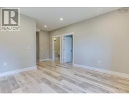 60 Higgins Avenue, Beechville, NS B3T0M4 Photo 32