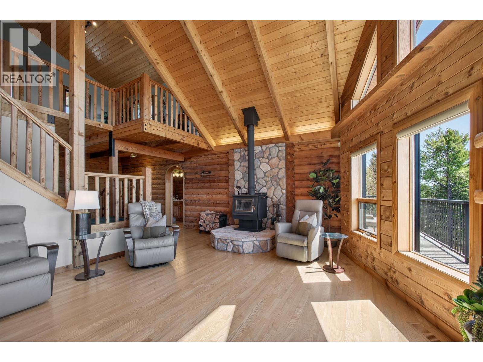  7319 Trapper Court, Kelowna