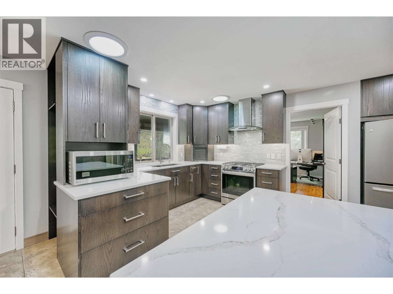 212 VINTAGE Lane - 7