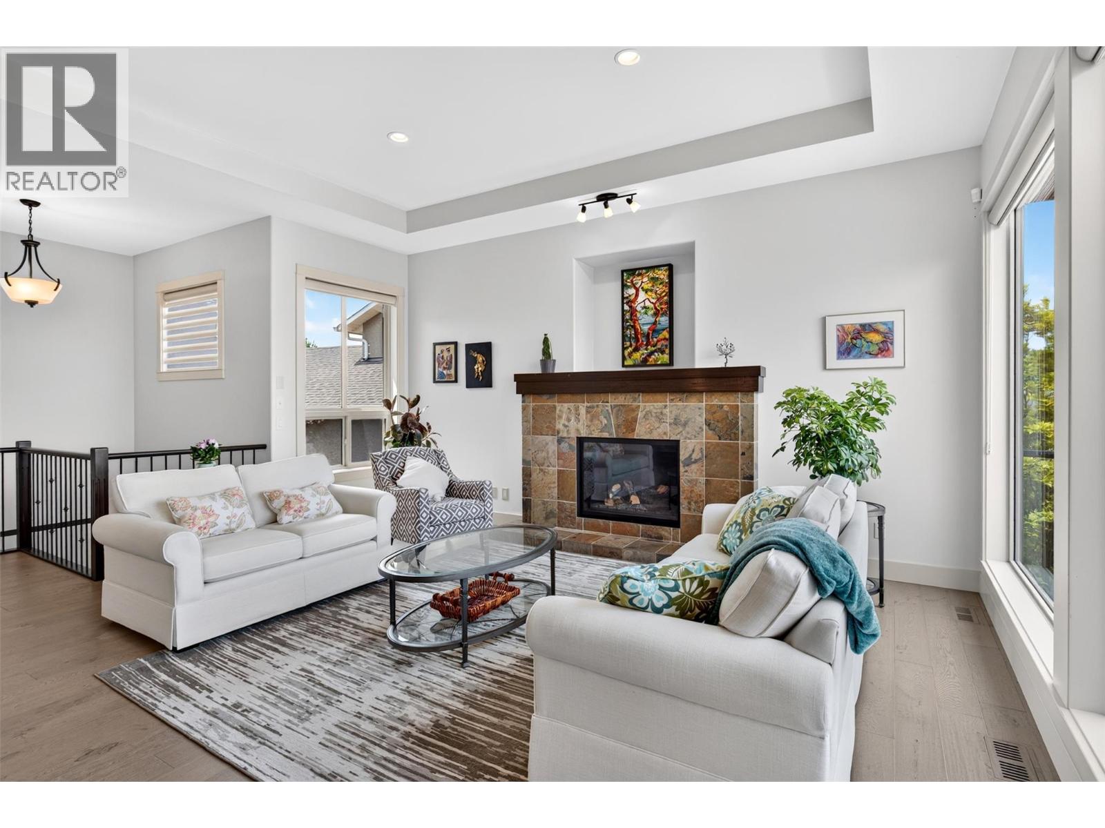 788 Crozier Avenue - 3