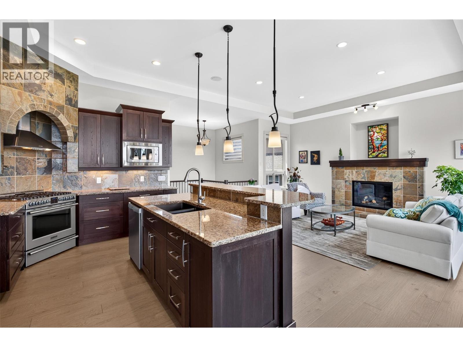 788 Crozier Avenue - 9